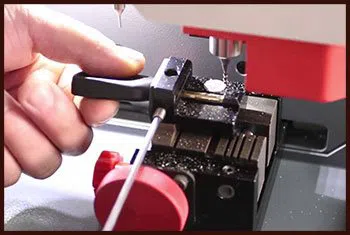 Usa Locksmith Service Kansas City, MO 816-425-3455 - 11-key-cutting